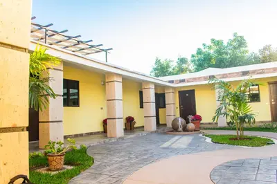 Jardín al aire libre en Hotel EL MILAGRO
