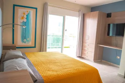 Cama o camas de una habitación en condominio con una bonita vista del puerto deportivo de G P S rentas