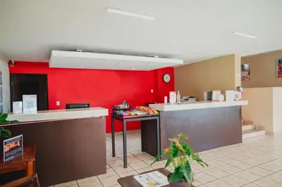 Una cocina o zona de cocina en Hotel La Fuente, Saltillo