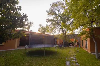 Jardín al aire libre en Villa Caracol: UBICACIÓN, EXCLUSIVIDAD Y SERVICIO!
