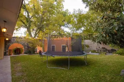 Jardín al aire libre en Villa Caracol: UBICACIÓN, EXCLUSIVIDAD Y SERVICIO!