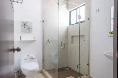 Un baño de - CASA PALMA - Moderna casa a pasos de la playa