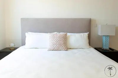 Cama o camas de una habitación en Terraza con vista al mar y a atardeceres