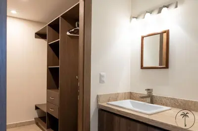 Un baño de Vista a la Laguna y Amenidades Unicas