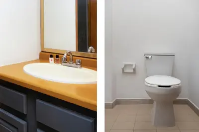 Un baño de OYO Hotel Real Del Sur, Estadio Chihuahua