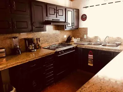 Una cocina o zona de cocina en Casa Totalmente Equipada en Playa Algodones