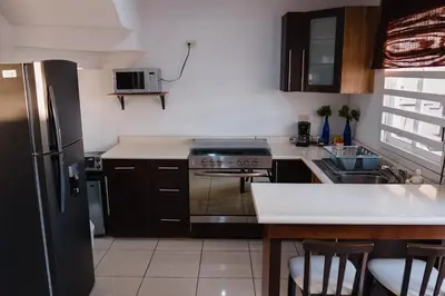 Una cocina o zona de cocina en Casa LU~NA hermoso alojamiento en privada