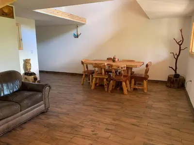 Zona de estar de Cabañas el Pino 3