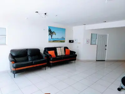 Una cocina o zona de cocina en Departamento 23 centrico , confortable , cerca de galerias mall , vado del rio , Pepsi , consulado, CAS