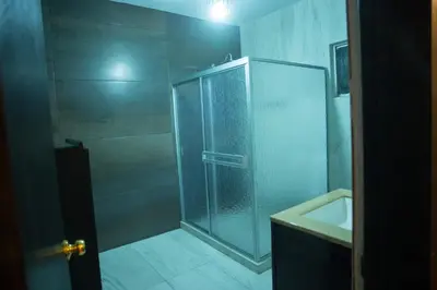 Un baño de Casa Genova, casa amplia y comoda, terraza privada