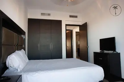 Cama o camas de una habitación en Spacious Apartment with Pool Facing the Ocean in Mazatlán - Marina