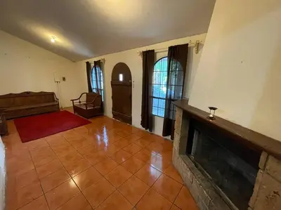Plano de Bonita Casa completamente Amueblada