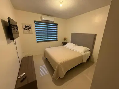 Una televisión o centro de entretenimiento en Casa Castaño Cd Jrz