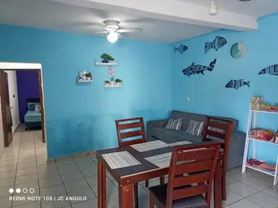 Zona de estar de Casa sencilla, primer piso bien ubicada