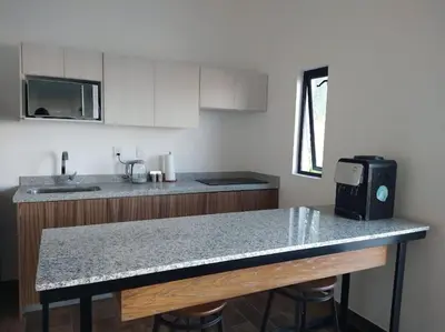 Una cocina o zona de cocina en Bonito apartamento a pasos del malecón de Mazatlán