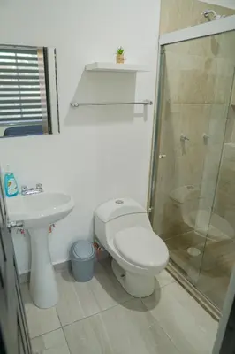 Un baño de Planta Baja, a 10 minutos de la playa, Gran alberca y Mini Golf!!