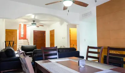 Zona de estar de Alojamiento completo 3 habitaciones (se puede facturar)