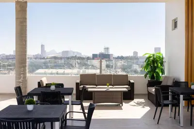 Zona de estar de Hotel Pacific Blue Mazatlan