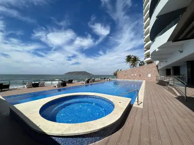 Piscina en o cerca de Departamento en Tramonto Resort con vista al mar