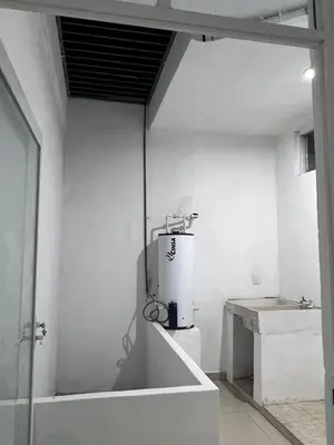 Un baño de TWO bedroom apartment 101