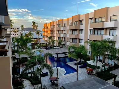 Piscina en o cerca de Brand new condo near the beach